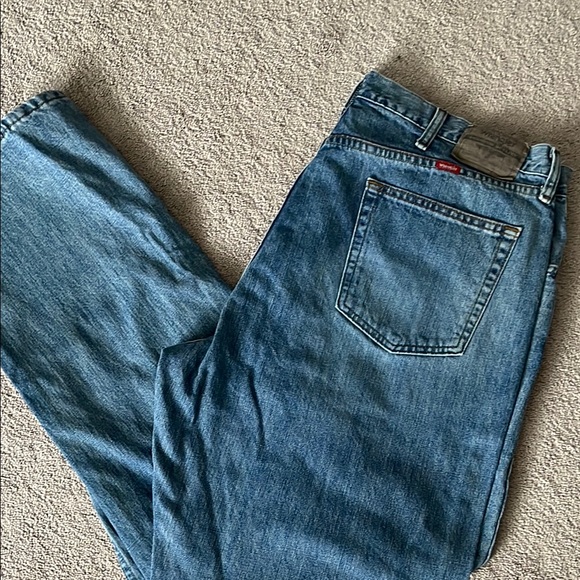 Wrangler Other - Wrangler Relaxed Blue Jeans Classic Denim